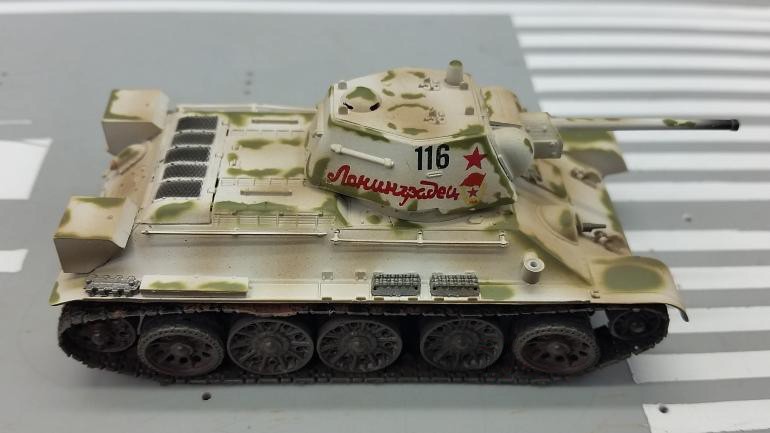 TRUMPETER 1:72 World War II Soviet T-34/76 tank model Favorite military model 36269