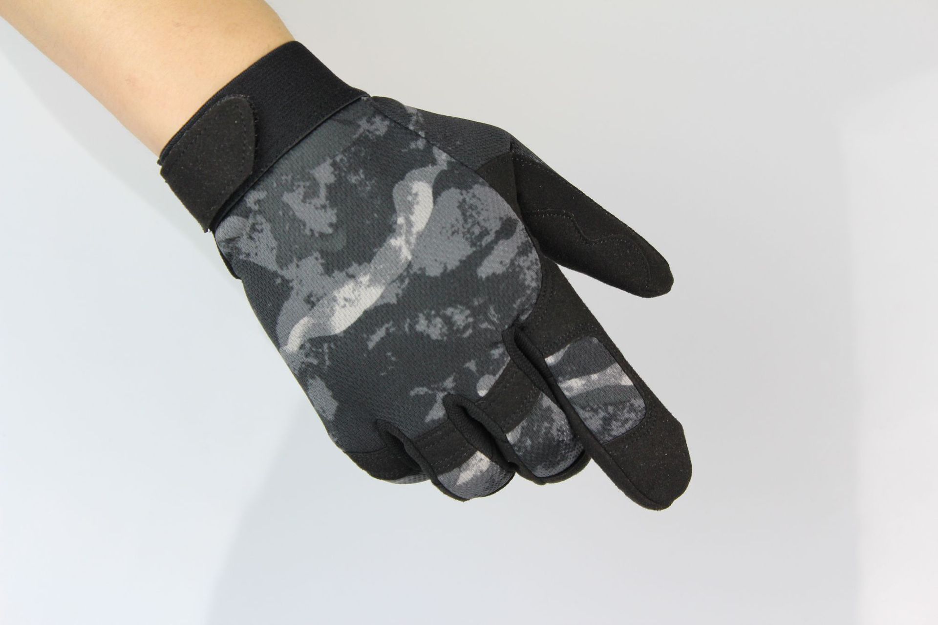 Outdoor Tactical Gloves Army Military Bicycle Airsoft Hiking Climbing Shooting Paintball Camo Sport Full Finger Gloves Outdoor Tactical Gloves Army Military Bicycle Airsoft Hiking Climbing Shooting Paintball Camo Sport Full Finger Gloves