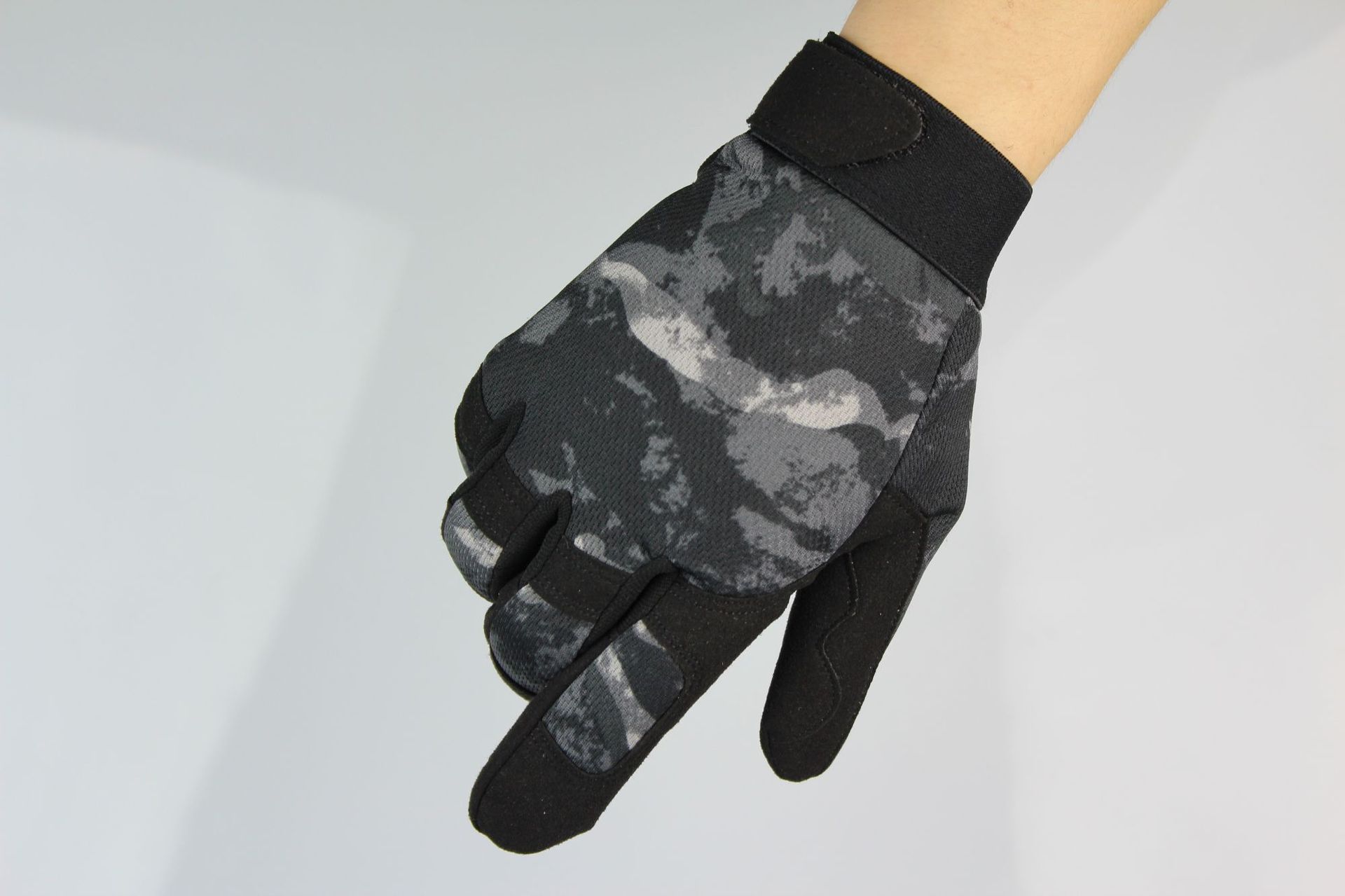 Outdoor Tactical Gloves Army Military Bicycle Airsoft Hiking Climbing Shooting Paintball Camo Sport Full Finger Gloves Outdoor Tactical Gloves Army Military Bicycle Airsoft Hiking Climbing Shooting Paintball Camo Sport Full Finger Gloves