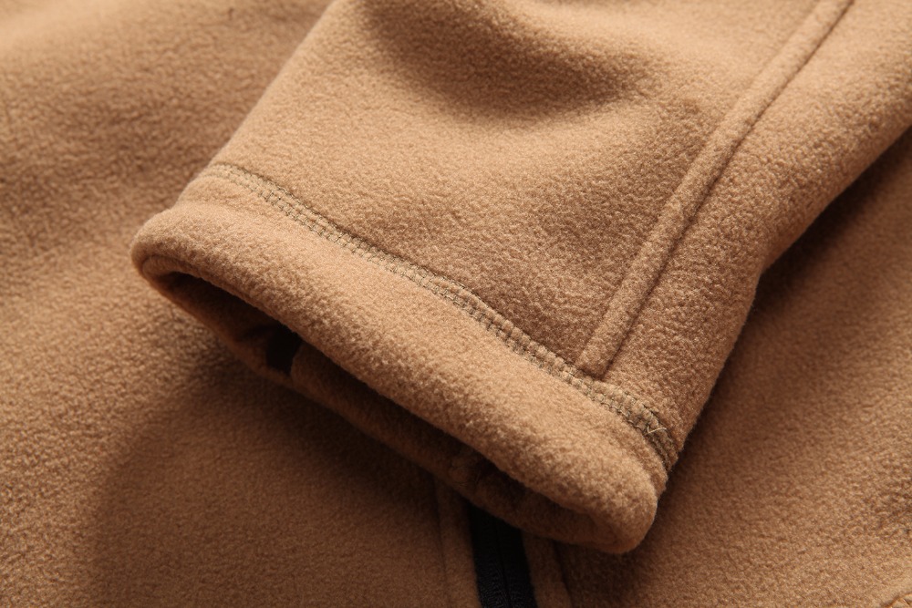 Outdoors Tactical Zipper Pocket Sharkskin Soft Shell Warm Thelmal Fleece Hoodies Cargi Army Jacket Men 3 Color