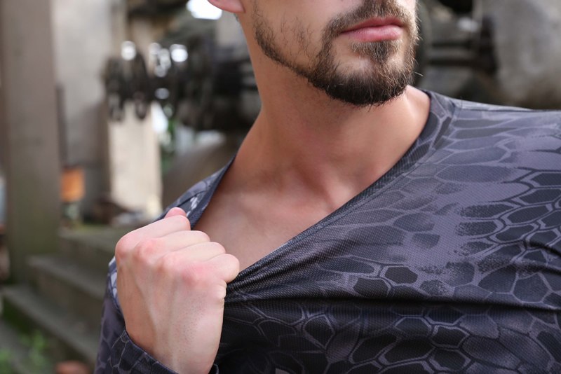 2018 New Tactical Military Camouflage T Shirt Male Breathable Quick Dry US Army Combat Full Sleeve Outwear T-shirt for Men S-3XL