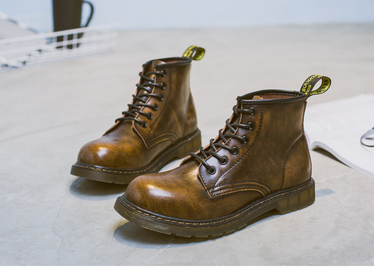 Men snow Boots 2019 British desert Vintage Classic Genuine leather military Boots Thick Heel Motorcycle Men's Shoe Men snow Boots 2019 British desert Vintage Classic Genuine leather military Boots Thick Heel Motorcycle Men's Shoe