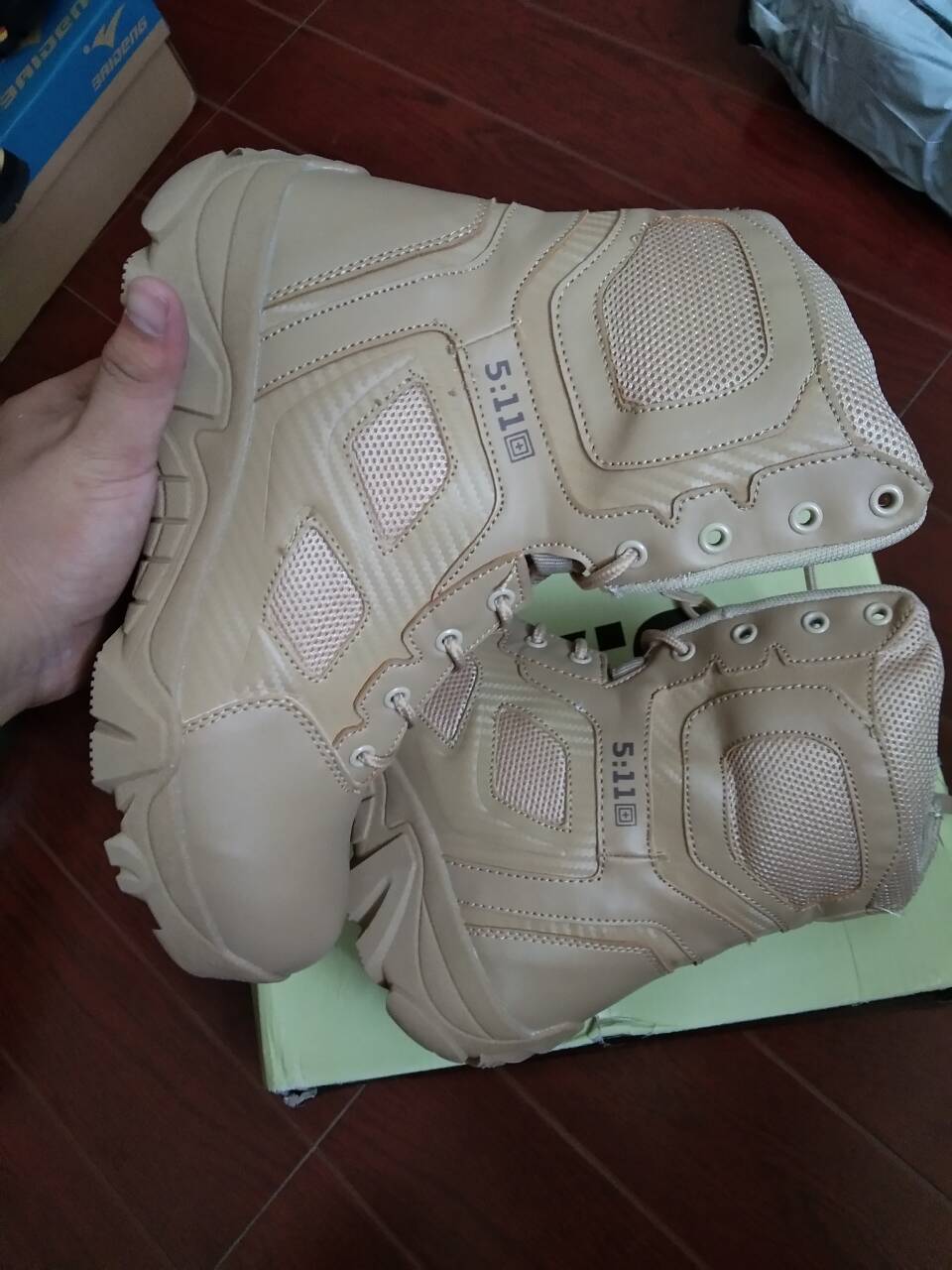 ZENVBNV Men Desert Tactical Military Boots Mens Work Safty Shoes SWAT Army Boot Militares Tacticos Zapatos Ankle Combat Boots