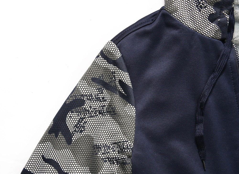 Resident Evil Umbrella corporation LOGO Print Men Hoodies Male Thicken Fleece Zipper Army Camouflage Sweatshirts Coat Resident Evil Umbrella corporation LOGO Print Men Hoodies Male Thicken Fleece Zipper Army Camouflage Sweatshirts Coat