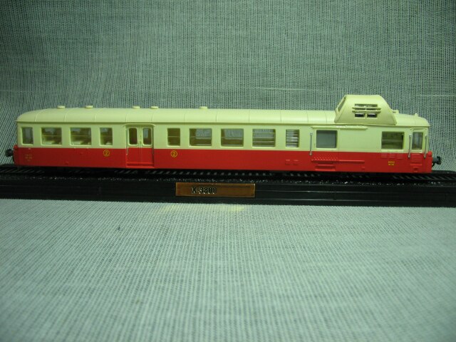 1:87 X-3800 European tram model display box packaging