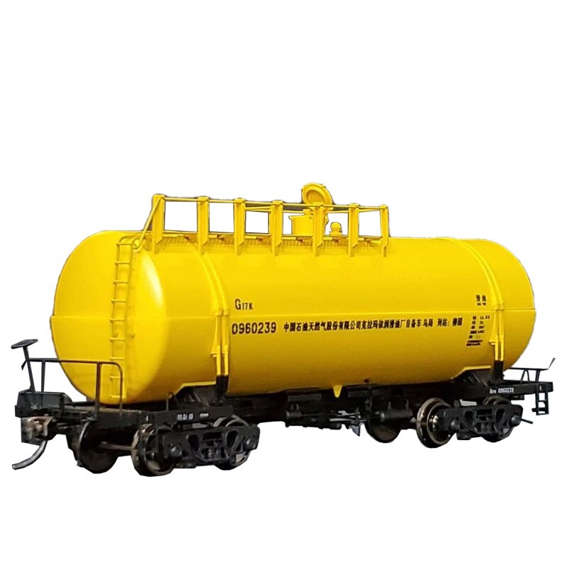 1 / 87 g17k oil tank truck of China Railway Finished freight car Ho ratio Body number random