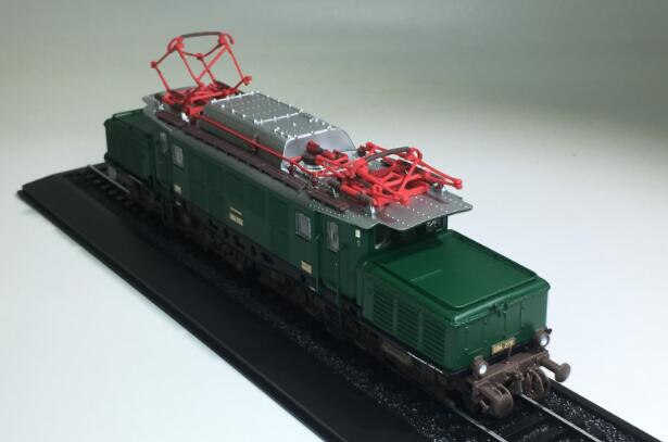 Special offer is rare 1:87 E 94 279 (1955) Static finished train model tram model Collection