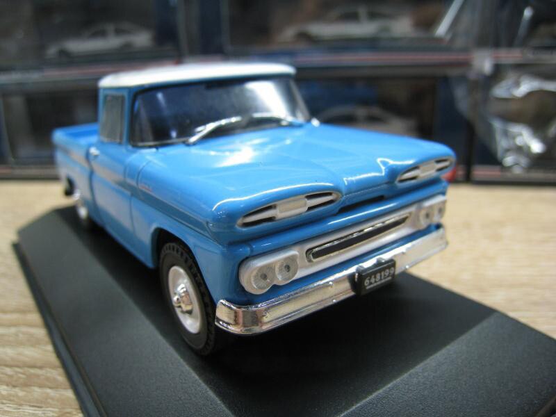 1 / 43 1961 off-road pickup Argentina Rare alloy car model