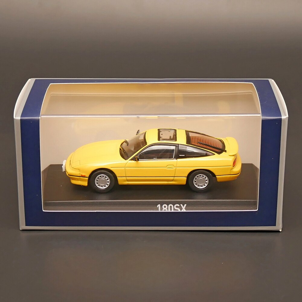 1: 43 Japanese 180s retro sports car model Alloy collection ornaments