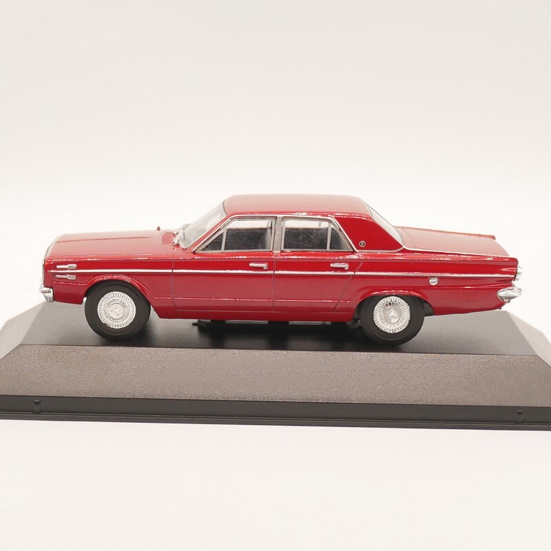 1: 43 1967 American vintage car model Finished alloy automobile model 1: 43 1967 American vintage car model Finished alloy automobile model