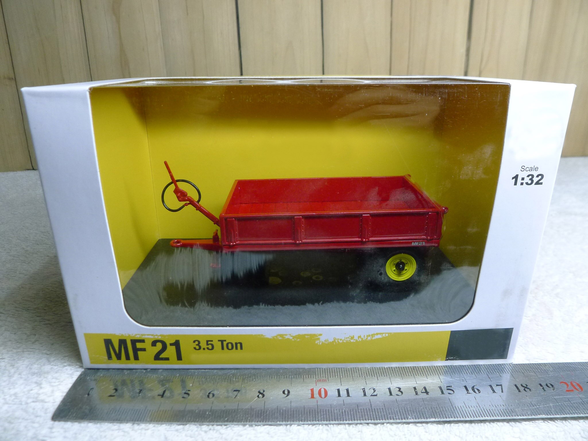 rare 1: 43 mf21 3.5 Tractor Trailer Trailer model Alloy collection model rare 1: 43 mf21 3.5 Tractor Trailer Trailer model Alloy collection model