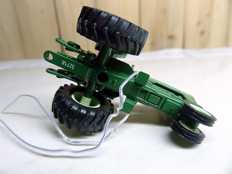 1: 64 1800 Tractor Model Agricultural machinery model Alloy collection model 1: 64 1800 Tractor Model Agricultural machinery model Alloy collection model