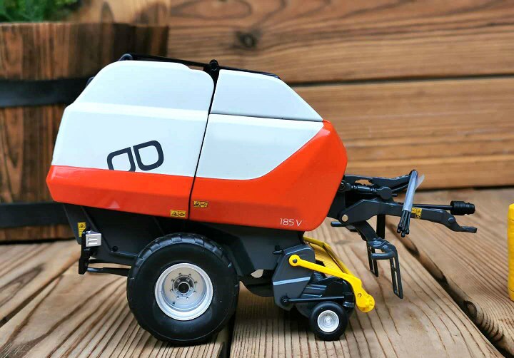 rare Fine special 1/32 185v forage baler model Agricultural machinery Alloy collection model