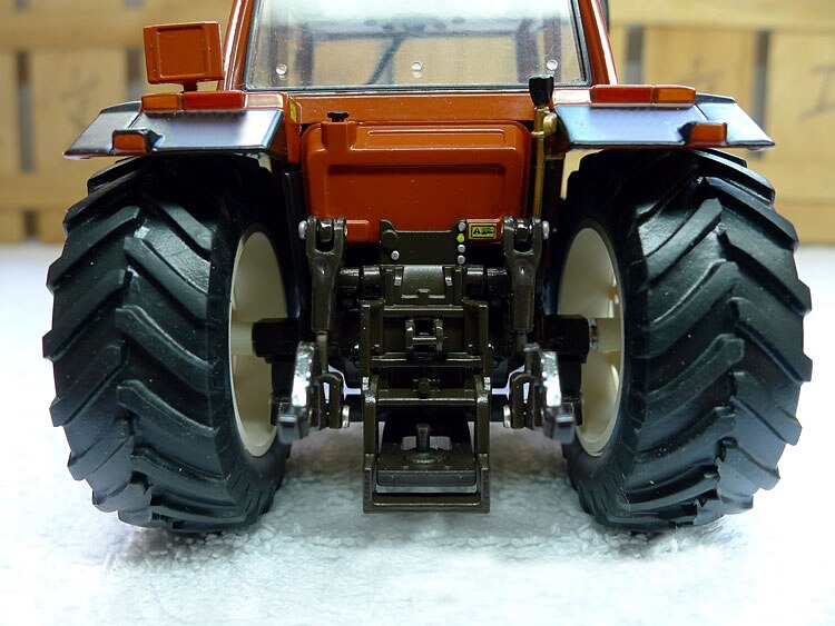 1: 32 110-90 Tractor Model Agricultural vehicle model Alloy collection model