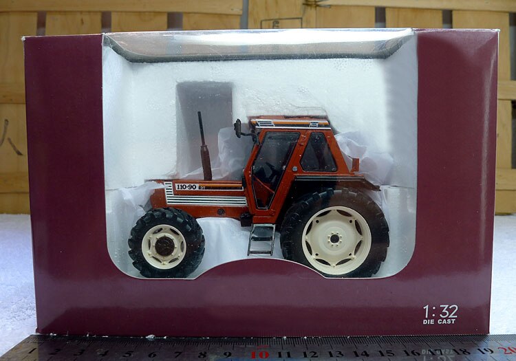 1: 32 110-90 Tractor Model Agricultural vehicle model Alloy collection model