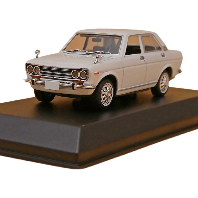 1: 43 Japan 1600 SSS classic Alloy collection car model