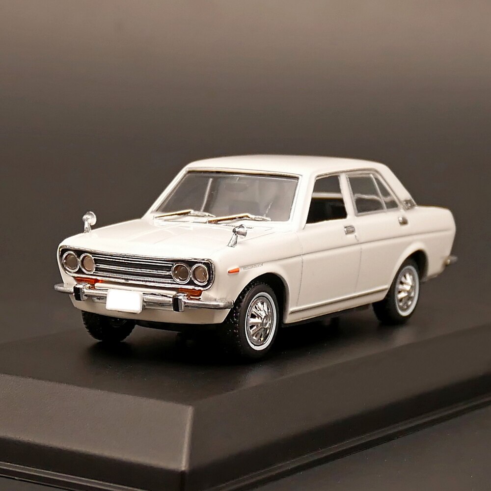 1: 43 Japan 1600 SSS classic Alloy collection car model