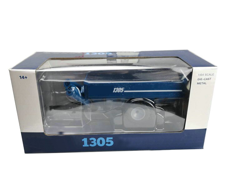 1 / 64 1305 grain tug Agricultural machinery Trailer Tractor accessories Alloy Trailer model 1 / 64 1305 grain tug Agricultural machinery Trailer Tractor accessories Alloy Trailer model