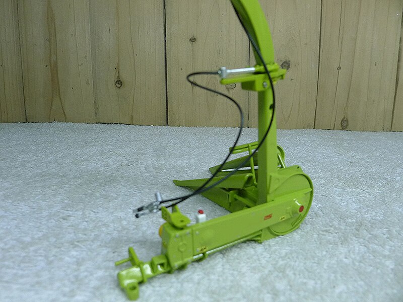 1: 32 25 silage harvester Drag garbage accessories model Alloy construction machinery model 1: 32 25 silage harvester Drag garbage accessories model Alloy construction machinery model