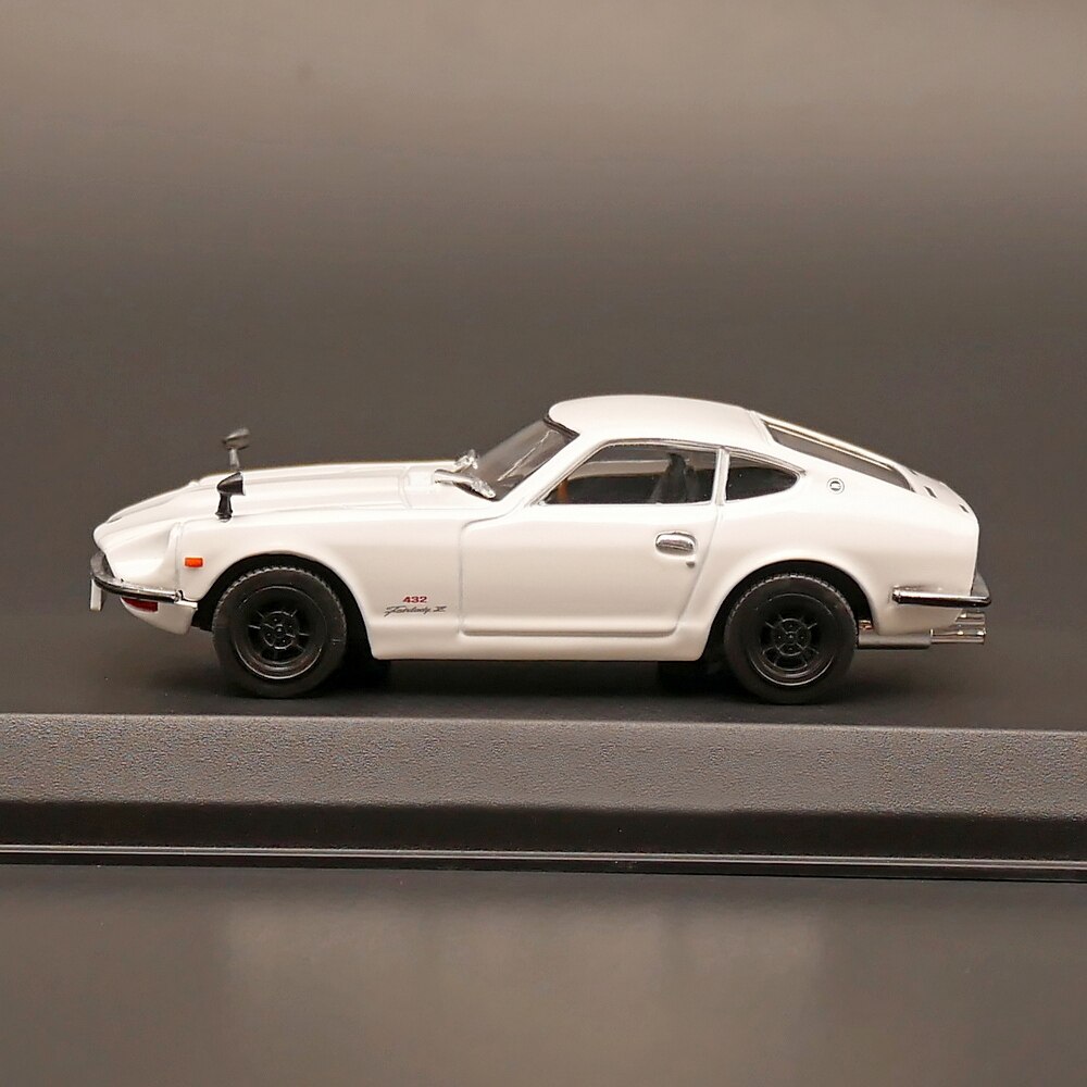 1: 43 Japanese Z432 retro sports car model Alloy collection ornaments 1: 43 Japanese Z432 retro sports car model Alloy collection ornaments