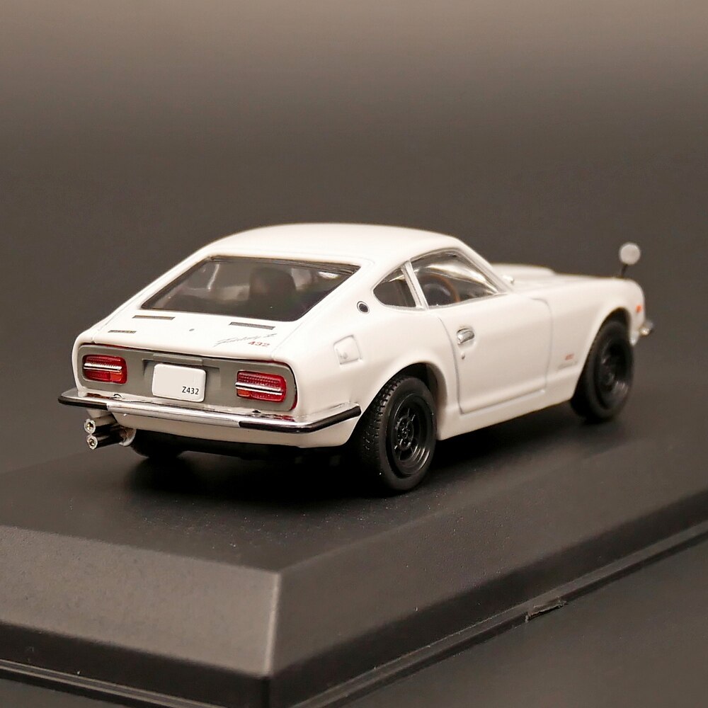 1: 43 Japanese Z432 retro sports car model Alloy collection ornaments 1: 43 Japanese Z432 retro sports car model Alloy collection ornaments