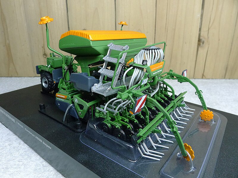 Rare boutique 1:32 t-pack3000 planter model Tractor model accessories Agricultural machinery Alloy finished product model Rare boutique 1:32 t-pack3000 planter model Tractor model accessories Agricultural machinery Alloy finished product model