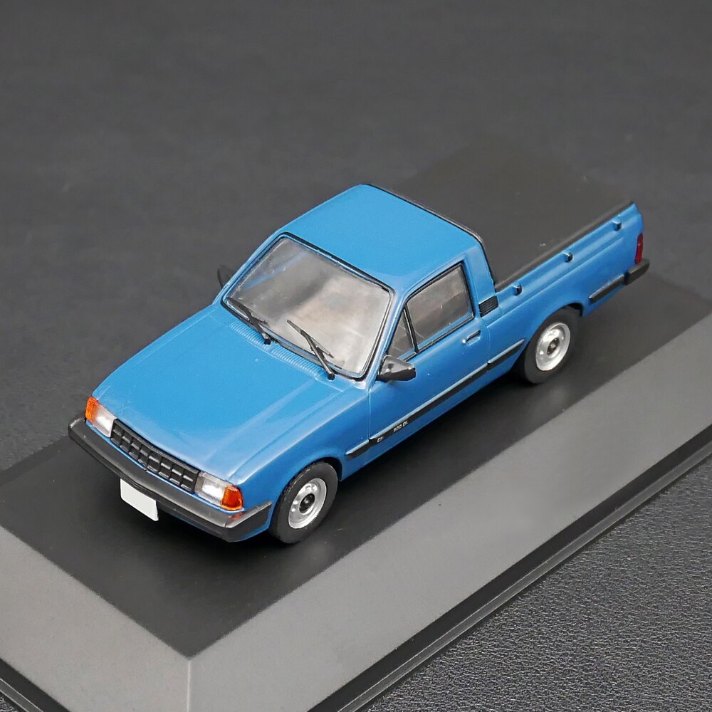 1: 43 American 1983 500 pickup truck model Finished alloy automobile model