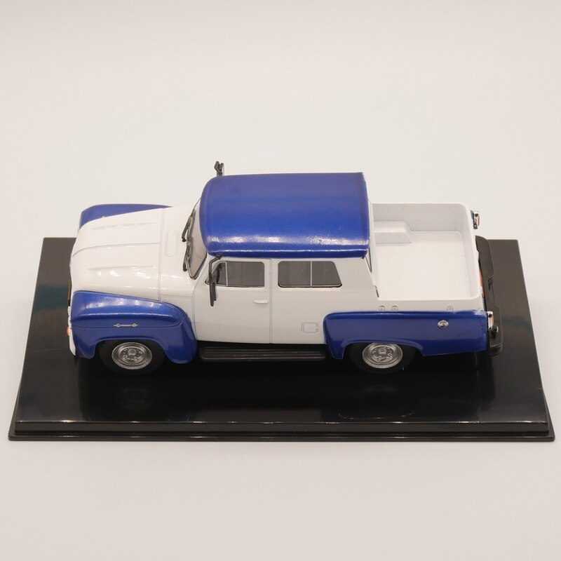 1: 43 1962 American vintage car model Finished alloy automobile model