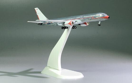 rare 1:500 Us 757-200 N679AN Model plane Alloy collection model