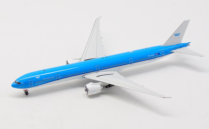 Special Offer 1:400 Netherlands B777-300ER aircraft model PH-BAV Alloy collection model Three kinds of coating