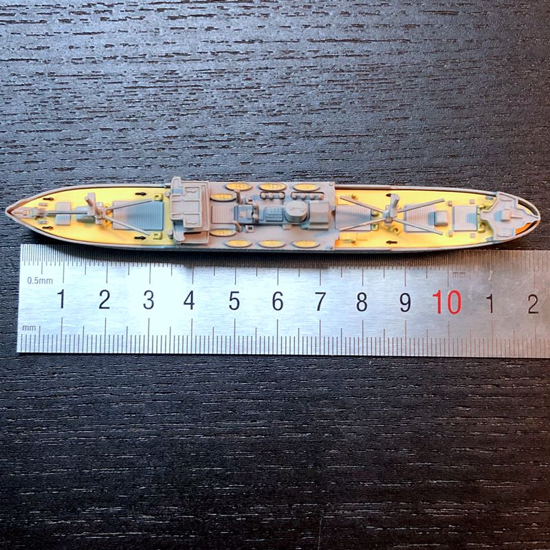 1: 1250 model of German Navy cruiser Pinguin Military products Alloy ship model