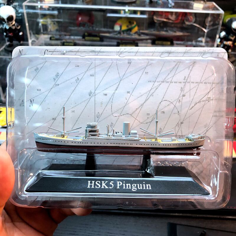 1: 1250 model of German Navy cruiser Pinguin Military products Alloy ship model