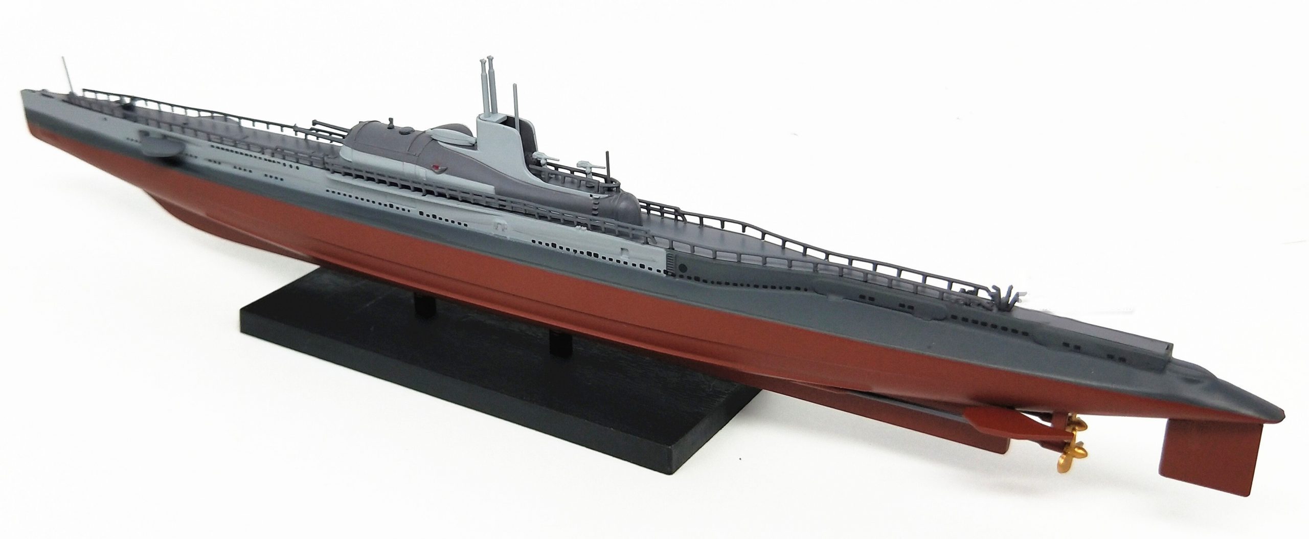 1:350 1942 World War II France Surcouf Large Submarine Warship model alloy Die-casting Collection Model 1:350 1942 World War II France Surcouf Large Submarine Warship model alloy Die-casting Collection Model