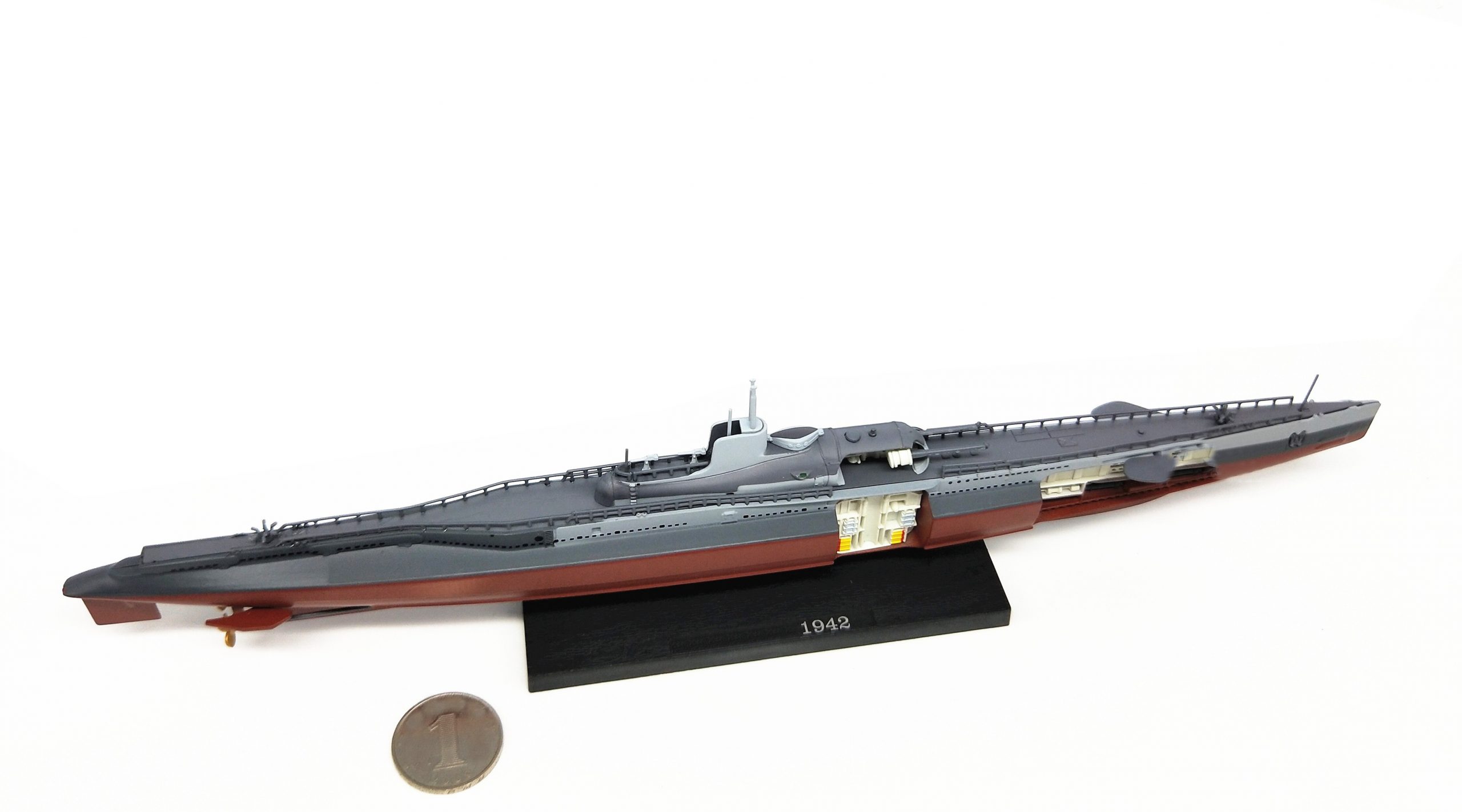 1:350 1942 World War II France Surcouf Large Submarine Warship model alloy Die-casting Collection Model 1:350 1942 World War II France Surcouf Large Submarine Warship model alloy Die-casting Collection Model