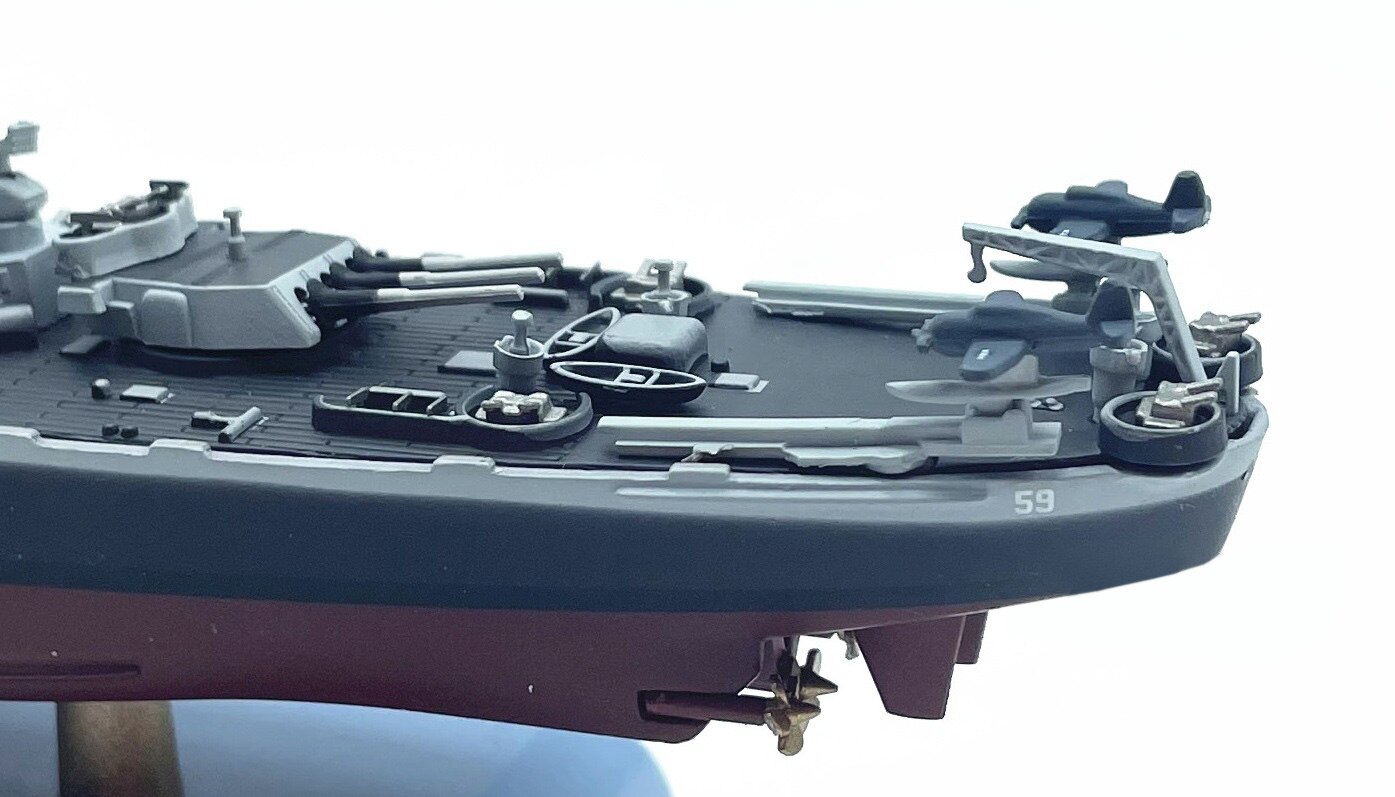 1:1000 World War II Massachusetts BB-59 battleship Finished model ornaments Hull alloy
