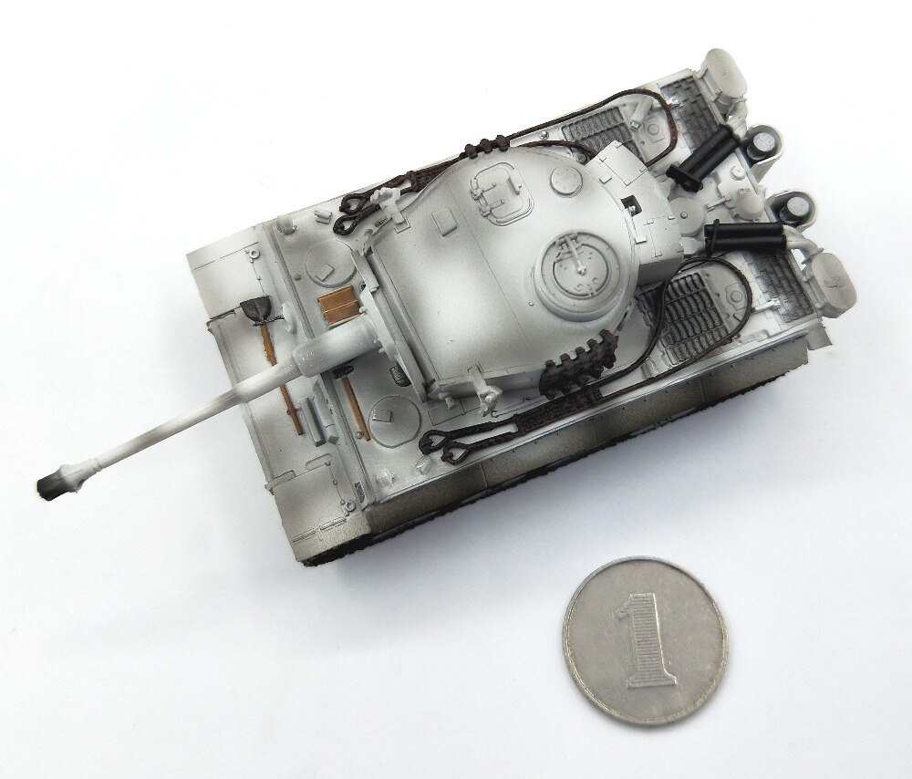 1:72 German Tiger Tank Model Early type Snow painting Finished model 36208