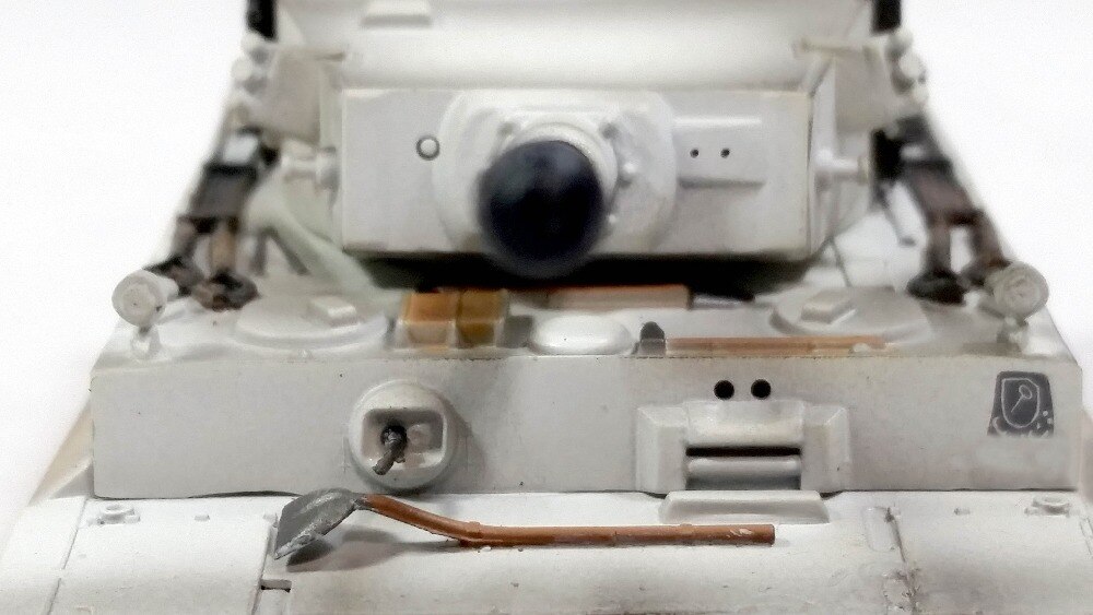 1:72 German Tiger Tank Model Early type Snow painting Finished model 36208