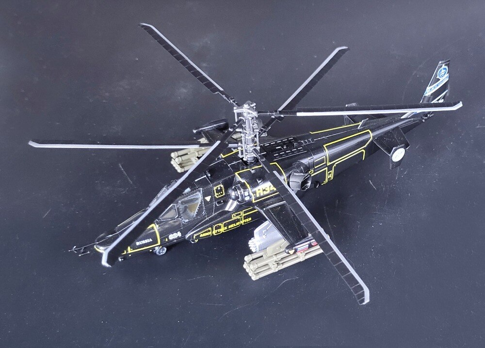 1:72 Russian Ka-50 armed helicopter Finished product simulation model 37020 1:72 Russian Ka-50 armed helicopter Finished product simulation model 37020