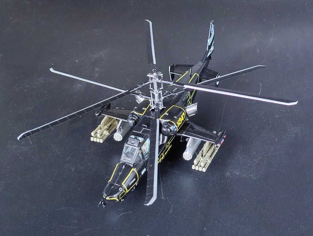 1:72 Russian Ka-50 armed helicopter Finished product simulation model 37020 1:72 Russian Ka-50 armed helicopter Finished product simulation model 37020