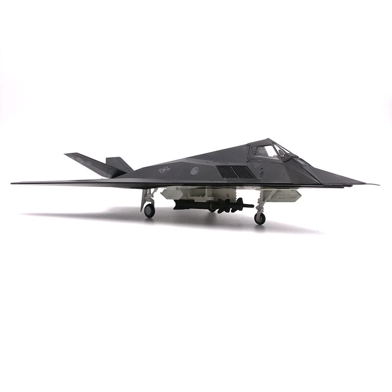 1 / 72 USAF F-117A fighter Finished alloy aircraft model