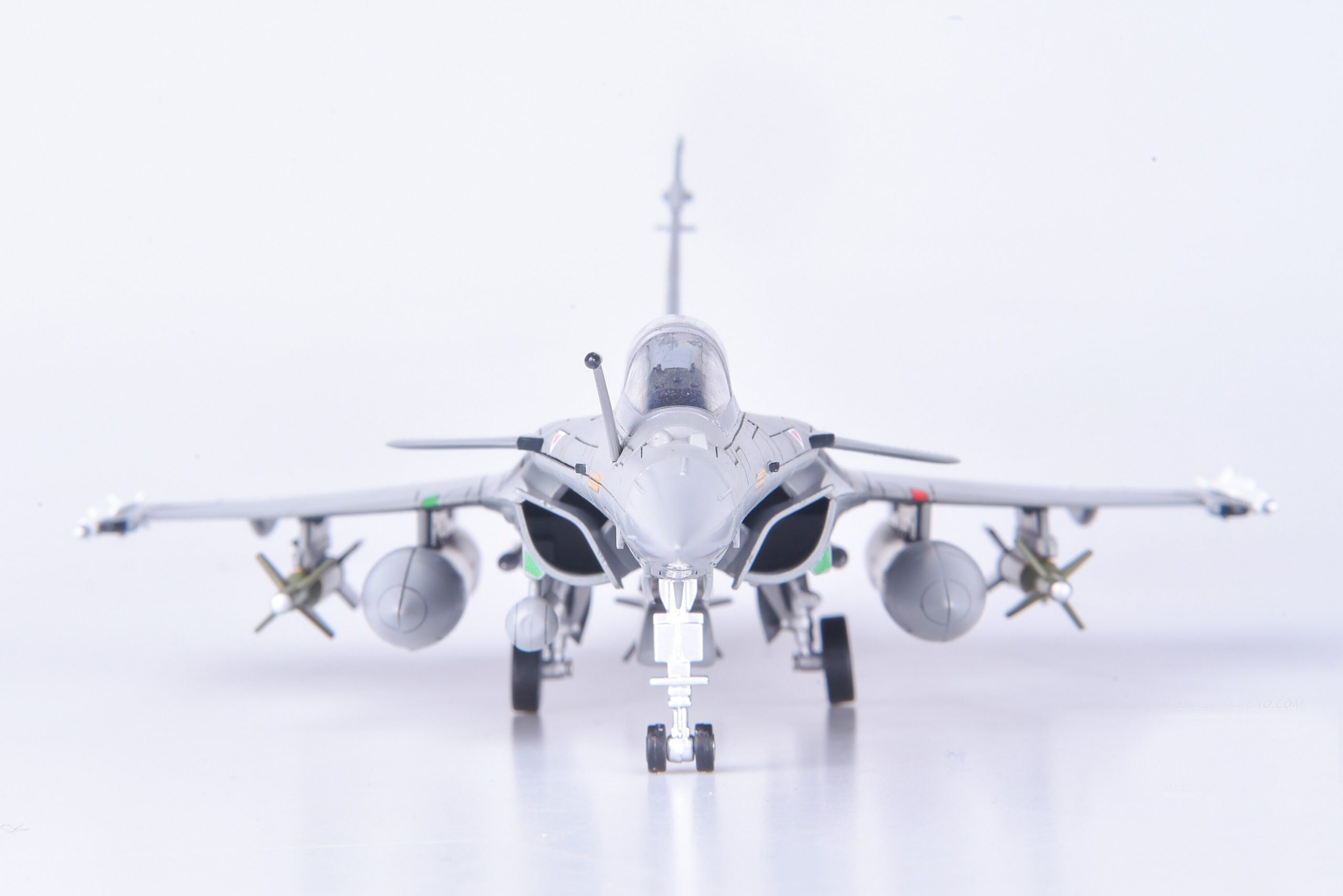 1: 72 French Air Force Rafal c fighter Hamantan operation in Libya Alloy aircraft model