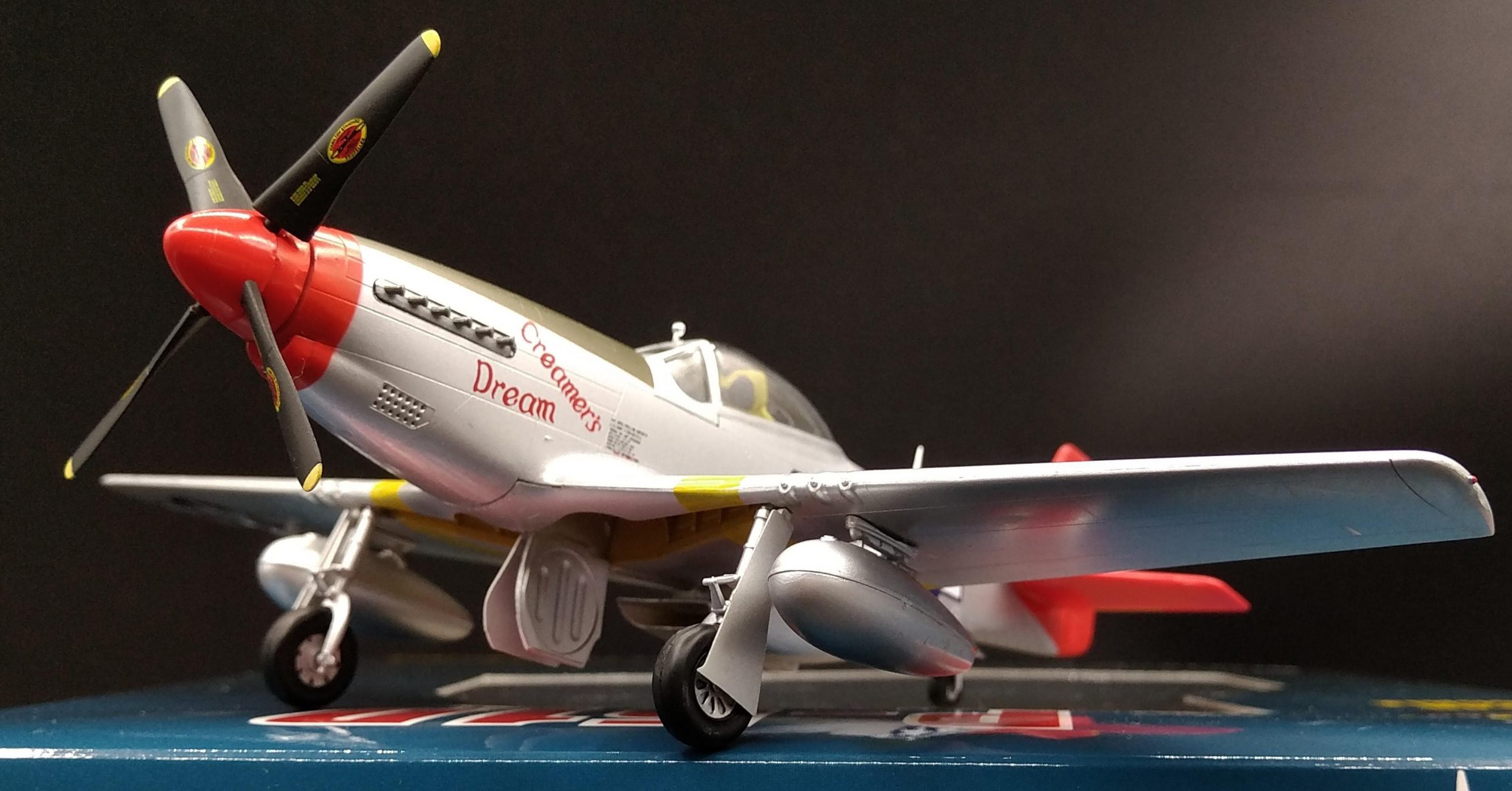 1: 48 World War II American p51D fighter model Trumpeter 39301 Finished product collection model 1: 48 World War II American p51D fighter model Trumpeter 39301 Finished product collection model