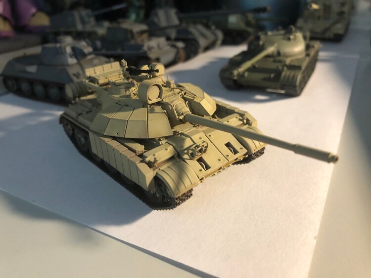 Fine 1 / 72 Iraq t-55 main station tank enigma Finished product collection model
