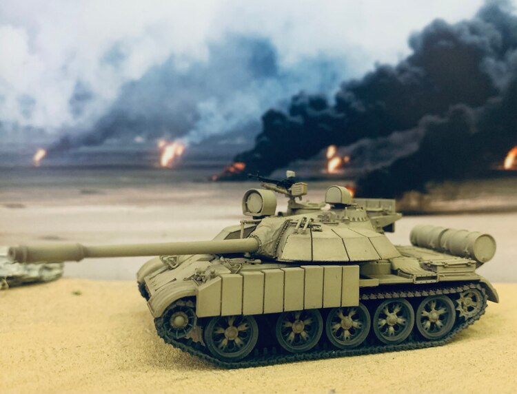 Fine 1 / 72 Iraq t-55 main station tank enigma Finished product collection model