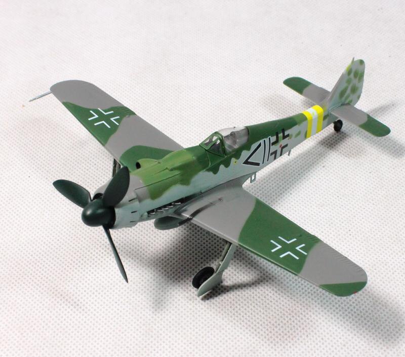 1:72 German FW 190D-9 aircraft model Trumpeter 37264 Collection model 1:72 German FW 190D-9 aircraft model Trumpeter 37264 Collection model