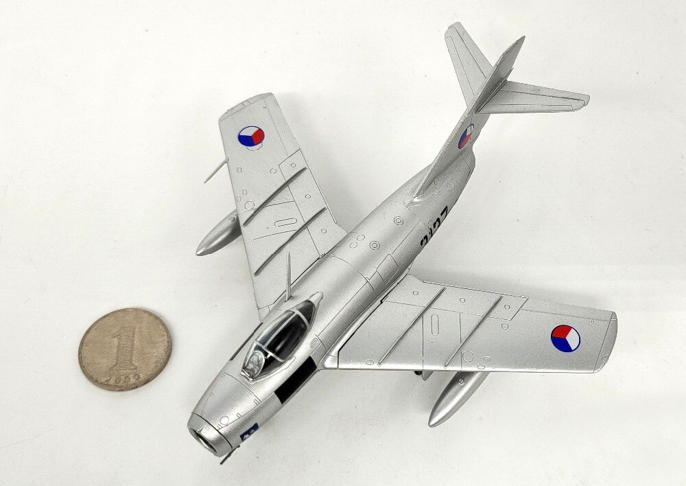 1:72 Czech air force Mig15 fighter model Trumpeter Finished product 37132