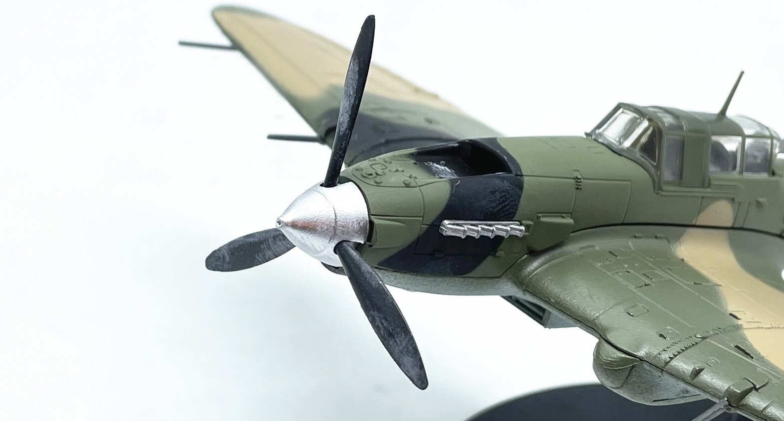 1: 72 World War II Soviet air force il-2m3 fighter model Alloy static model finished product