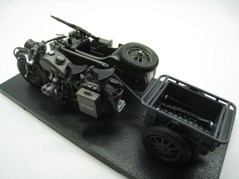 1/24 German R75 tricycle model Band Trailer European African battlefield Semialloy collection model 1/24 German R75 tricycle model Band Trailer European African battlefield Semialloy collection model