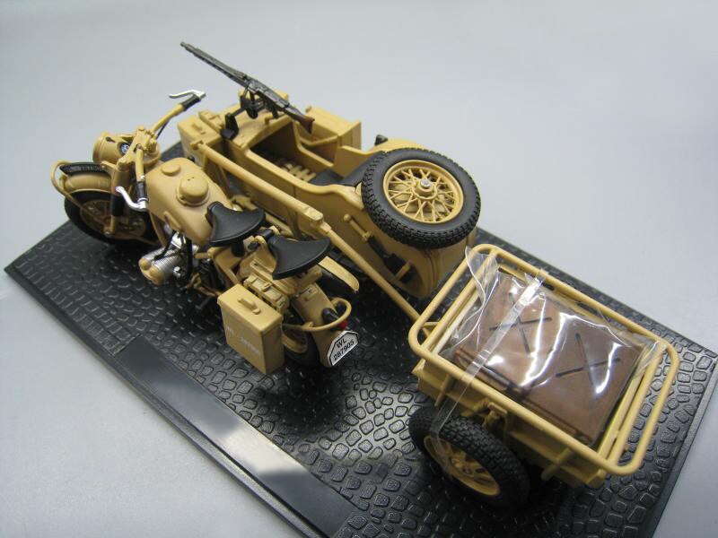 1/24 German R75 tricycle model Band Trailer European African battlefield Semialloy collection model 1/24 German R75 tricycle model Band Trailer European African battlefield Semialloy collection model