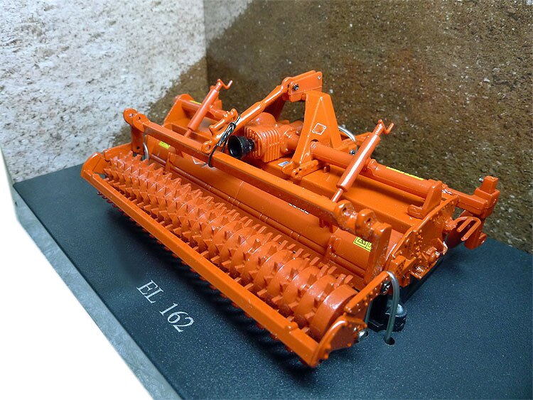 Fine 1:32 4199 El 162 land reclamation machine Tractor parts model Alloy collection model Fine 1:32 4199 El 162 land reclamation machine Tractor parts model Alloy collection model